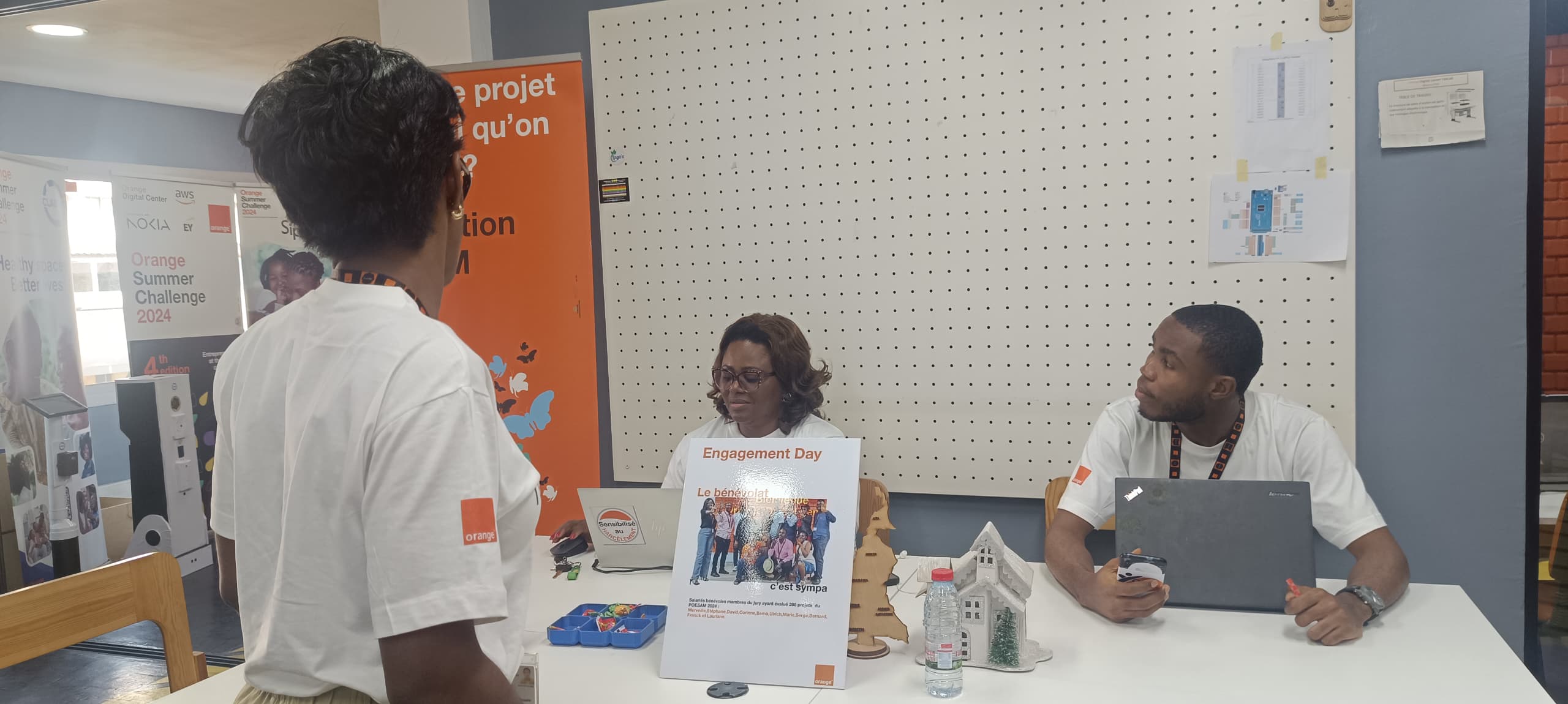 Orange Engage for Change: Orange Cameroun célèbre ses salariés engagés dans ses actions sociales